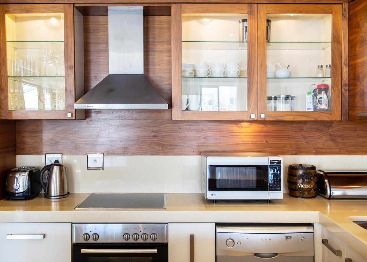 Marine Square Luxury Apartment